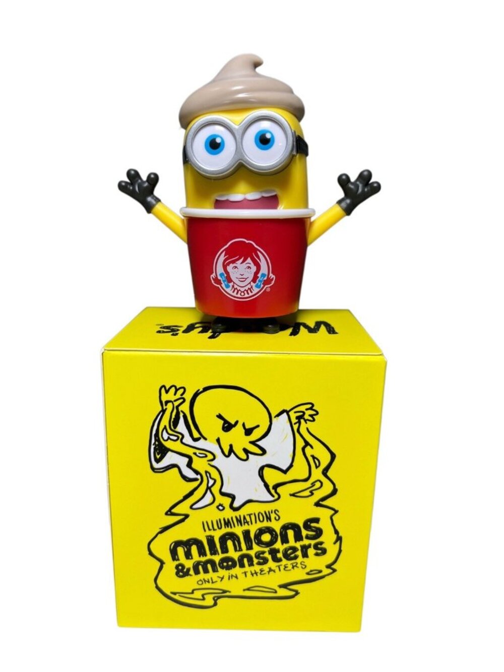 Wendy's Minions adult  Meal Toy Figure w/ Red Wendy's Frosty Cup Minion (B)